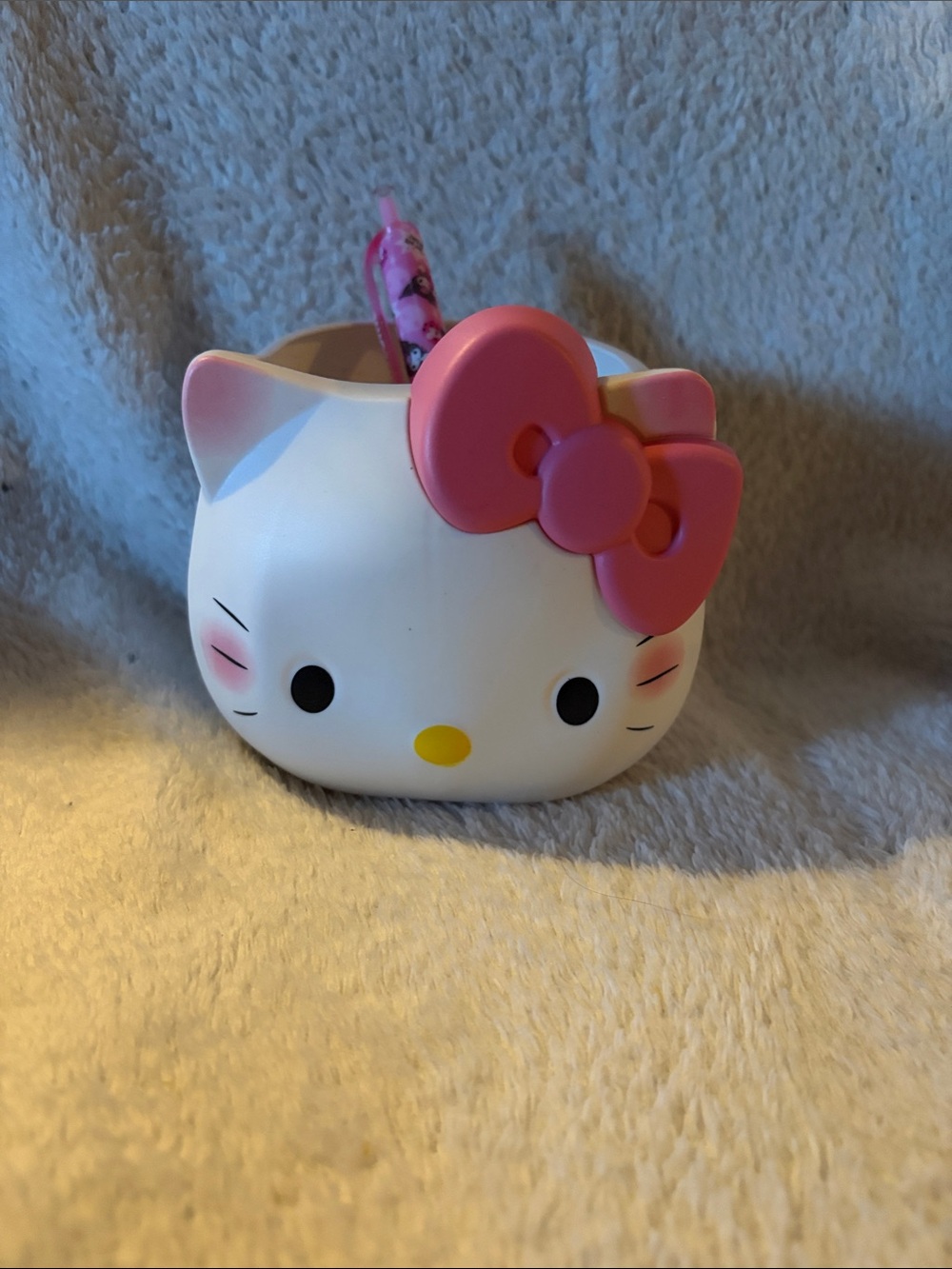 Hello Kitty White Face Organizer with Pink Bow
